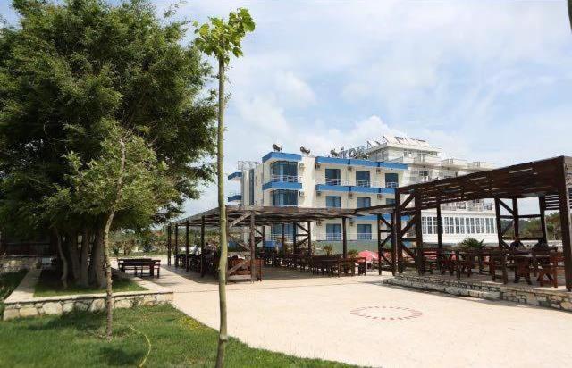 Hotel Zverneci Exteriér fotografie